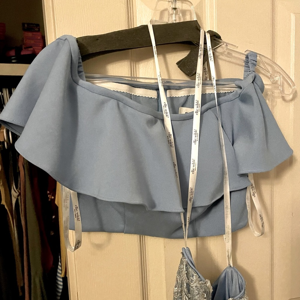 Ellie Wilde 2 piece prom dress Size 0